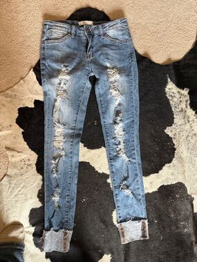 Ripped Skinny Jeans for Women - Light Blue